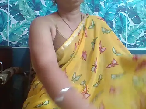 Marathi_q4een01 webcam