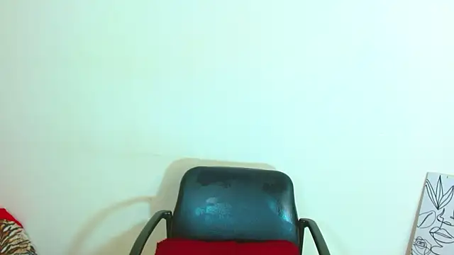 JessicaRabbit04 webcam