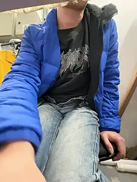 Weakofficeworker webcam