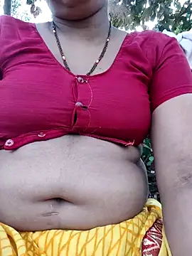 Webcam Model (Cute---Jaan)  is live.Free join now!