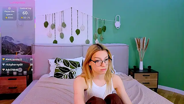 CindyMoriLove webcam