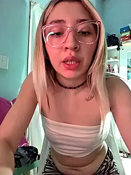 soylulita07 (F young) - Masturbacion dildo