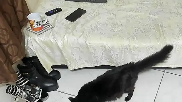 latin_mature975 - Latin_Mature975's free webcam - UK Sex Cams