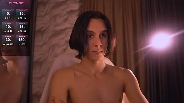 cleostringer (M twink) - SLAP MY BUM REEED