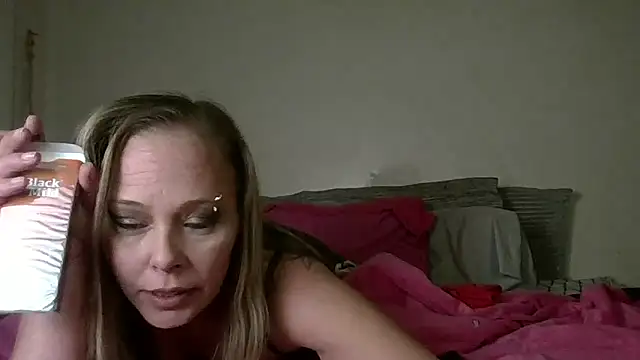 queen_of_men - QUEEN_OF_MEN's free webcam