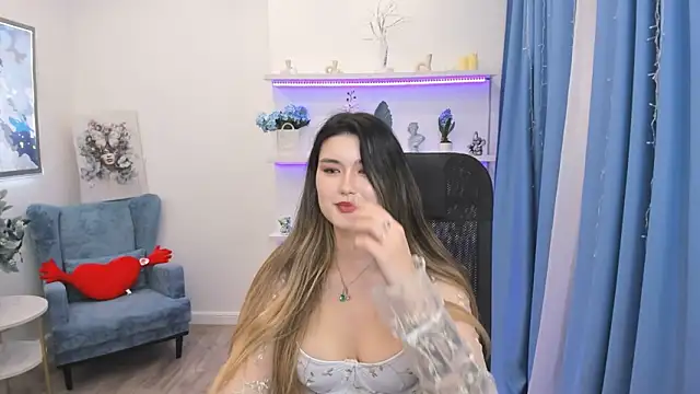 annetli - AnneTLi's free webcam - UK Sex Cams