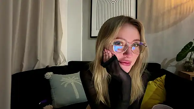 martinadeoliveira - MartinaDeoliveira's free webcam