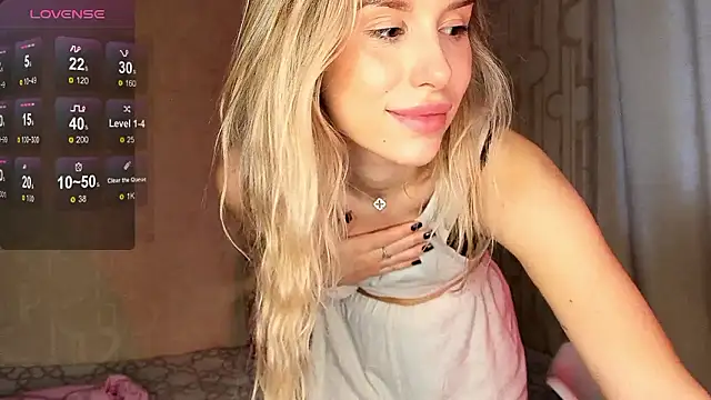 elysia_kiss - Elysia_kiss's free webcam