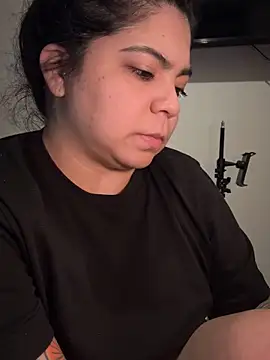 kimmiakiss22 - Kimmiakiss22's free webcam