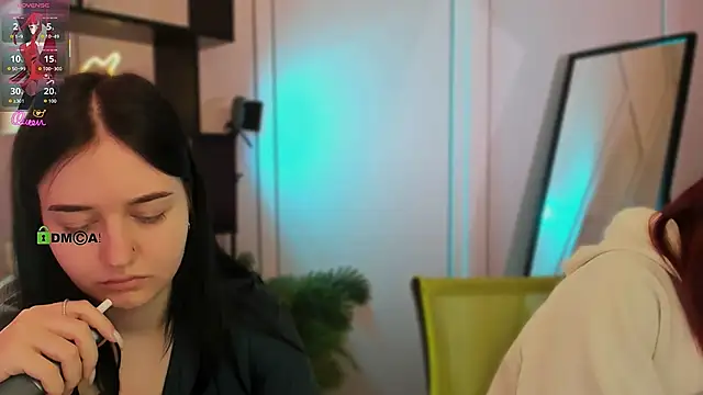 veri_ni Live Webcam on Stripchat