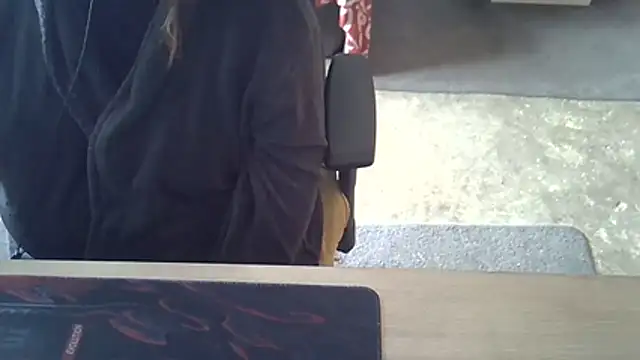 silvia2277 - Silvia2277's free webcam