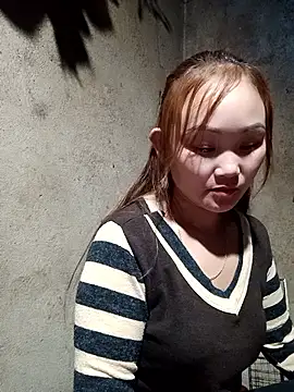 yula-bi - Yula-bi's free webcam