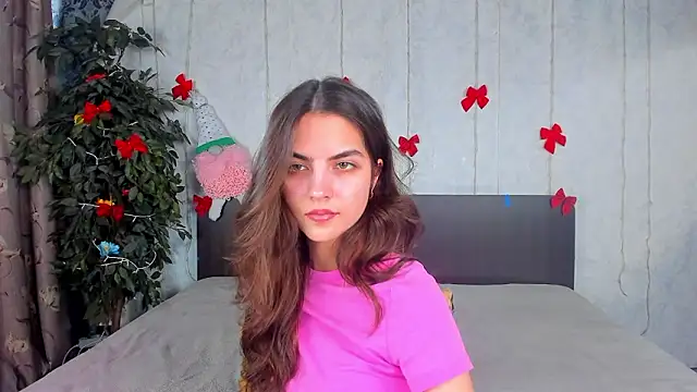 milana_crystal_ - Milana_Crystal_'s free webcam