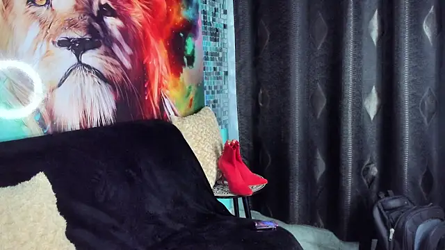 ZAMMIRA Live Webcam on Stripchat