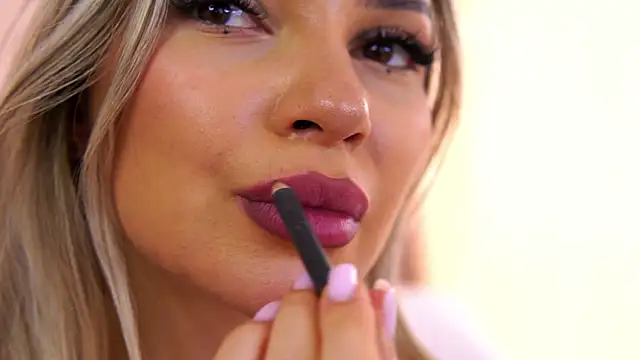 artteasee - ArtTeasee's free webcam