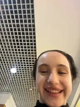 miatee - MiaTee's free webcam