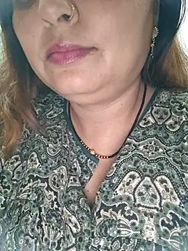 dianaa9 - Dianaa9's free webcam