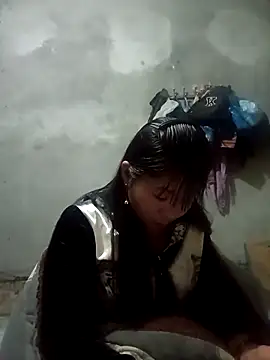 vangkt-cute - Vangkt-cute's free webcam