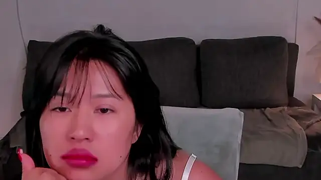 erika_kim - Erika_Kim's free webcam