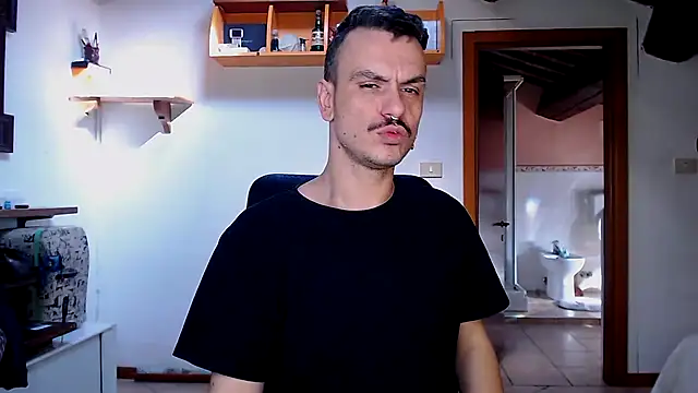 cek_186 - Cek_186's free webcam