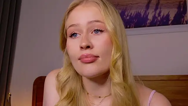 juliajaee - JuliaJaee's free webcam