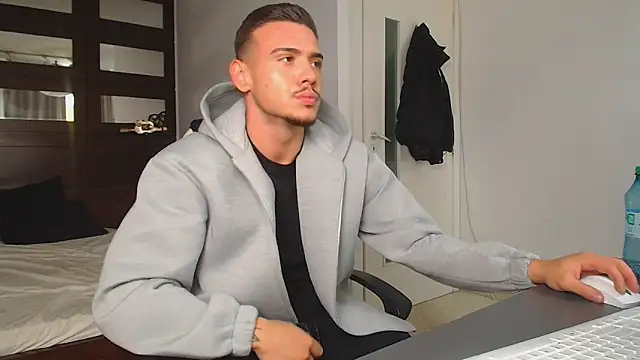 elijahthorne (M young) - SEXY JERKING HARD