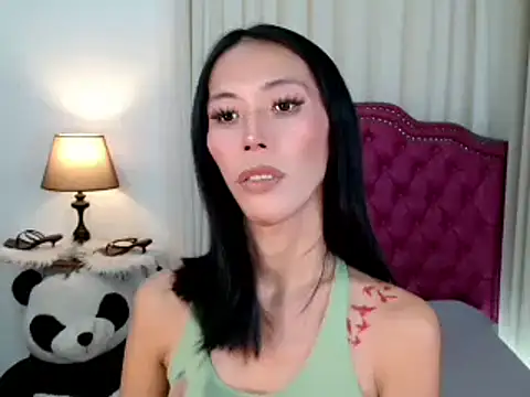 urnaughtybabygirlxx (T young) - SCHOOL girl BITCHES!