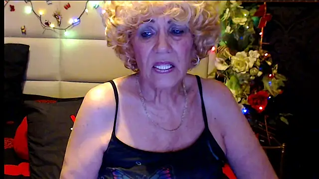 happywomanon - HappyWomanOn's free webcam - UK Sex Cams