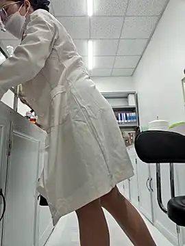 hinalovely - HinaLovely's free webcam - UK Sex Cams