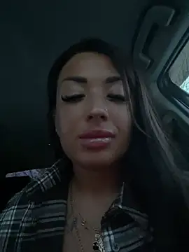 ruslanaxx - RuslanaXX's free webcam