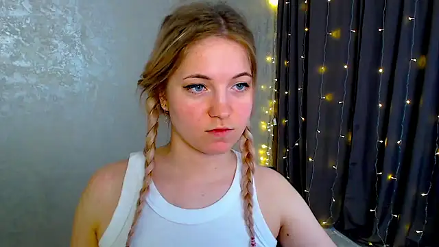 arlana_klart - Arlana_klart's free webcam