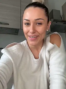 petrouchkaaa_ - Petrouchkaaa_'s free webcam