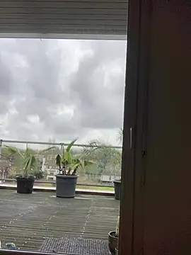 petite_minette30 - Petite_minette30's free webcam