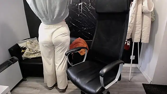 littleviki7 - Littleviki7's free webcam