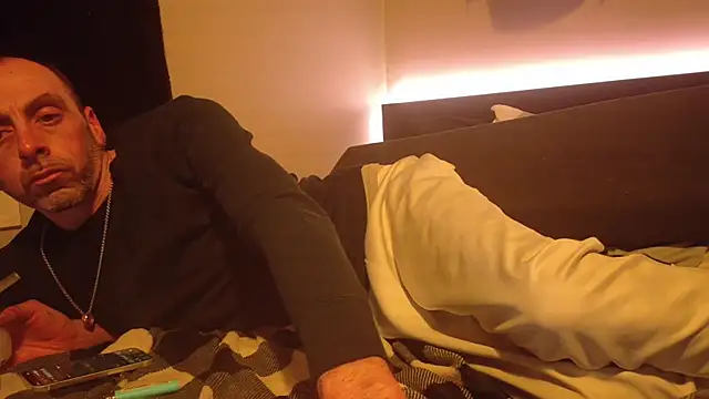 smokee_part903 - Smokee_parT903's free webcam