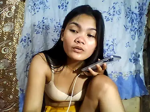 pinayskinnyjust18 - PinaySkinnyJust18's free webcam