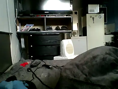 slutviki - Slutviki's free webcam - UK Sex Cams