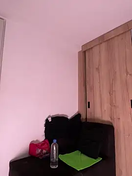 Webcam Model (AngelRuby)  is live.Free join now!