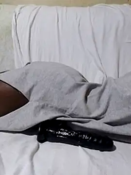 nthabi3 (F young) - I do cute things for tips