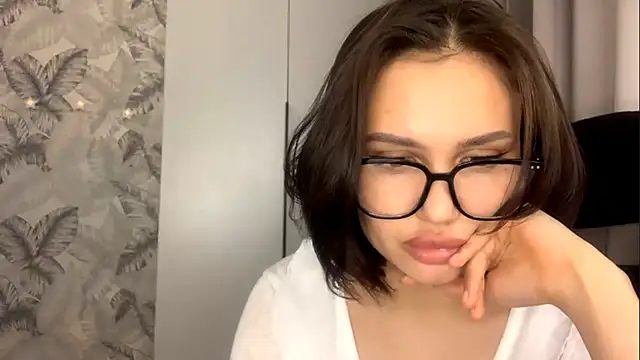 luciabanga - LuciaBanga's free webcam