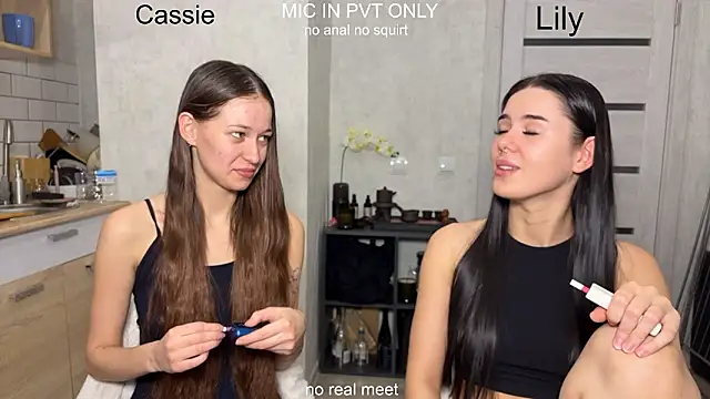 girls_secrets - Girls_secrets's free webcam