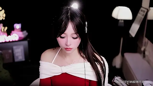 美女coward_by在线直播