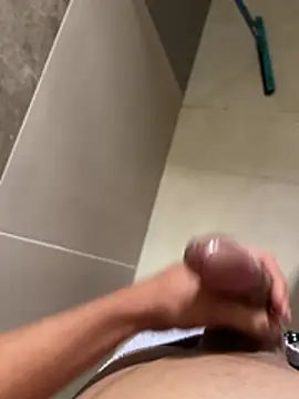 henrique61 Live Webcam on Stripchat