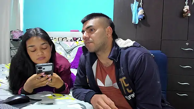 lazyandsniffer28 - LazyandSniffer28's free webcam