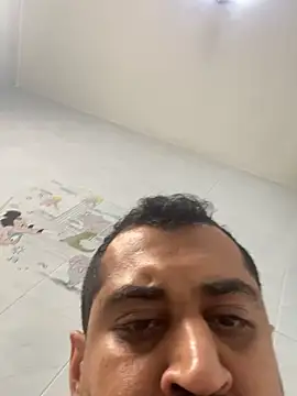 layzie86 - Layzie86's free webcam - UK Sex Cams