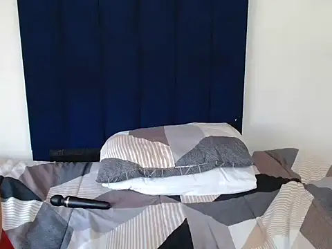 lissa_27 - Lissa_27's free webcam - UK Sex Cams