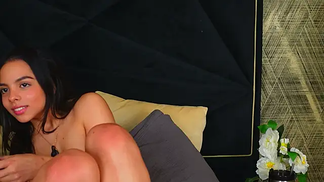 bambiroses - BambiRoses's free webcam - UK Sex Cams