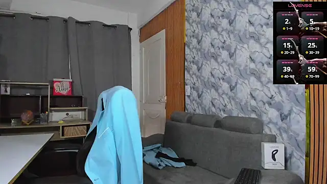 hideintheoffice - Hideintheoffice's free webcam