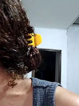 Webcam Model (Merybeks)  is live.Free join now!