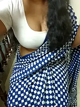 Nikitha_telugu